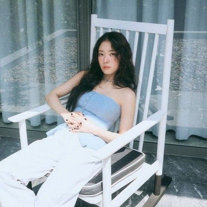 A moment captured by a fan of Lee Seyoung