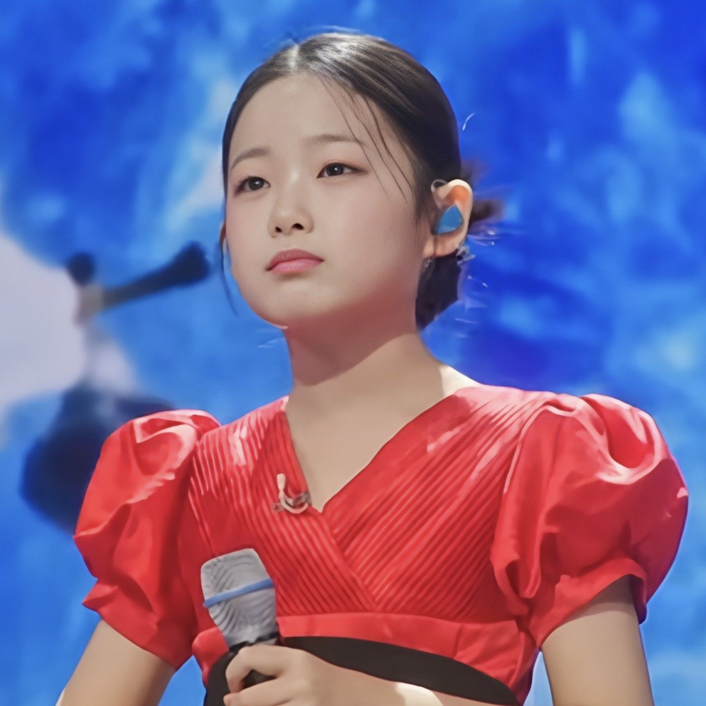 Behind-the-scenes cut of Lee Sooyeon
