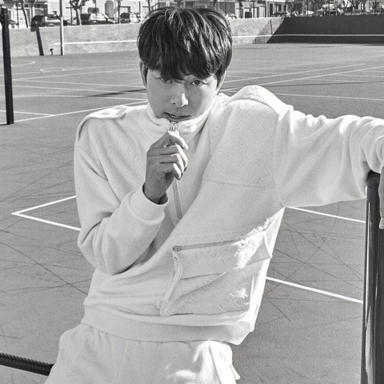 粉丝拍下的孔侑瞬间