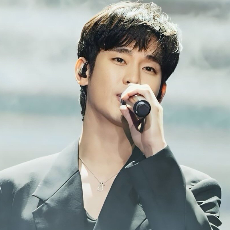 Behind-the-scenes cut of Kim Soohyun