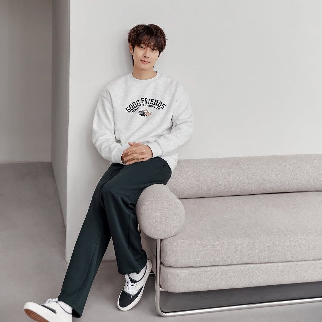 Latest photo of Choi Wooshik