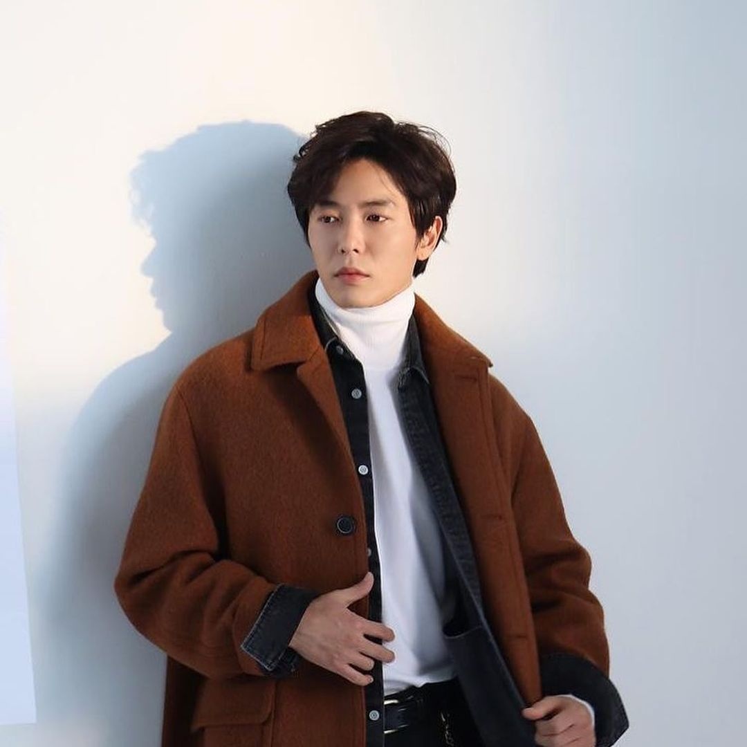A moment captured by a fan of Kim Jaewook