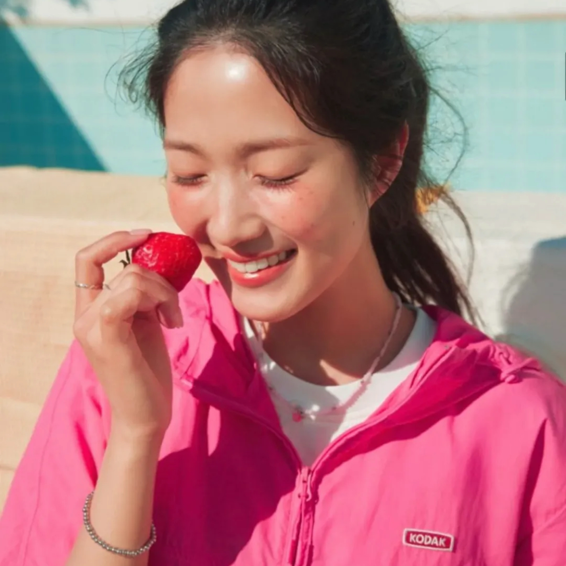 Recent activity shot of Kim Hyeyoon