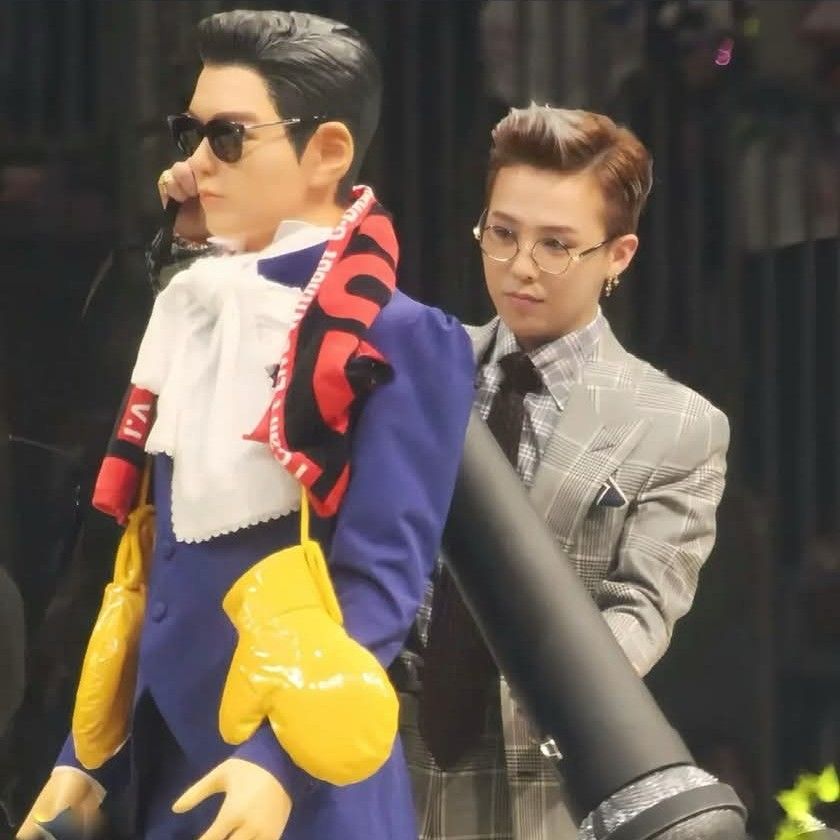 A moment captured by a fan of T.O.P
