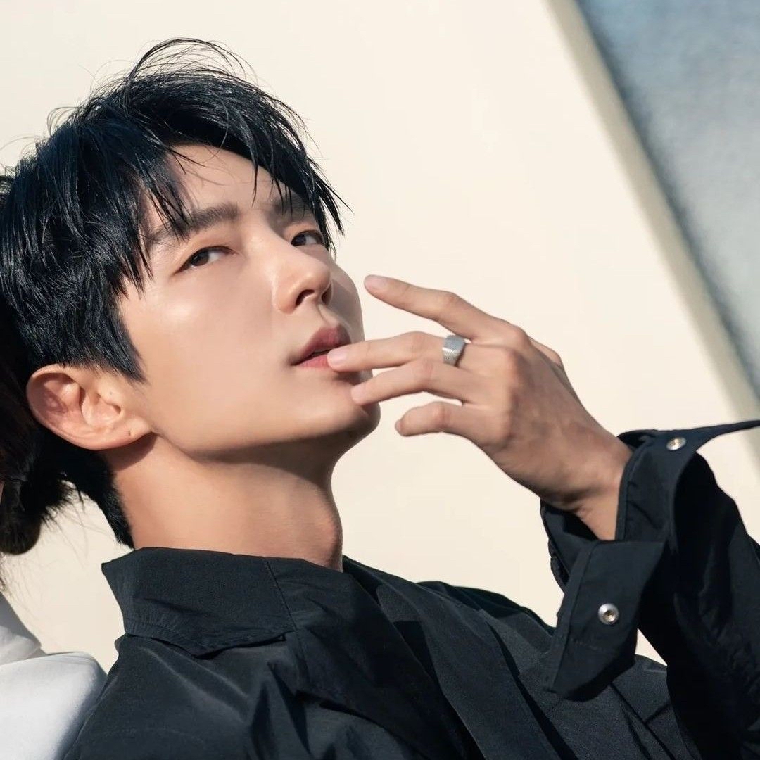 Recent activity shot of Lee Joongi