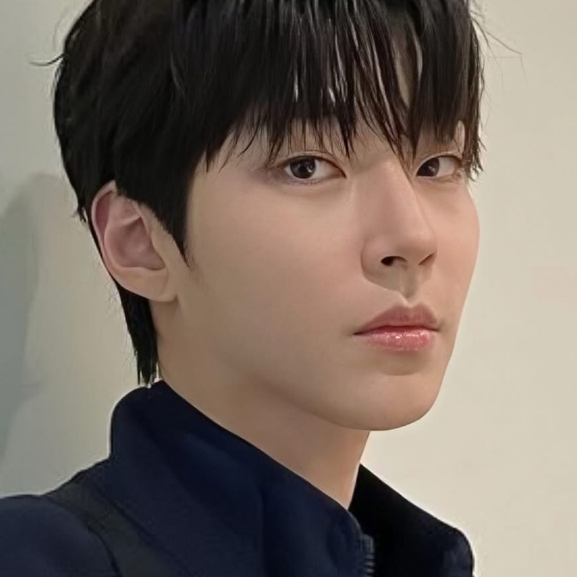 A moment captured by a fan of Hwang Inyoup