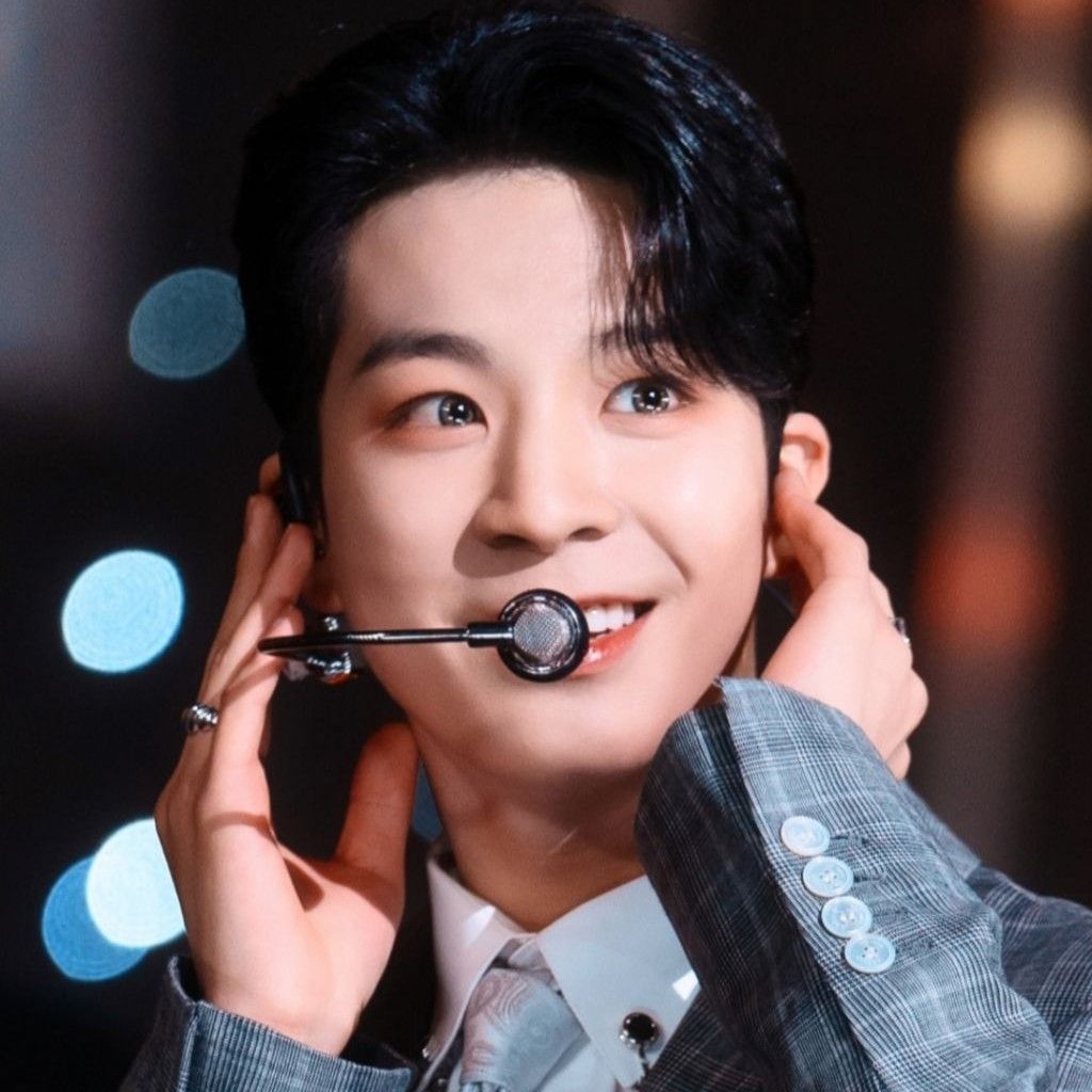 郑东元的最新照片