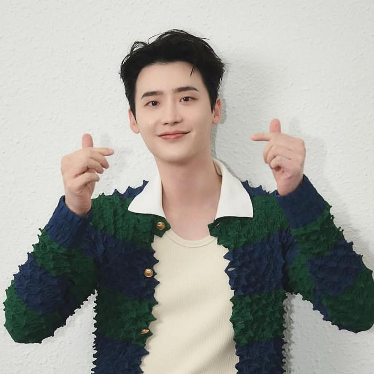 Behind-the-scenes cut of Lee Jongsuk