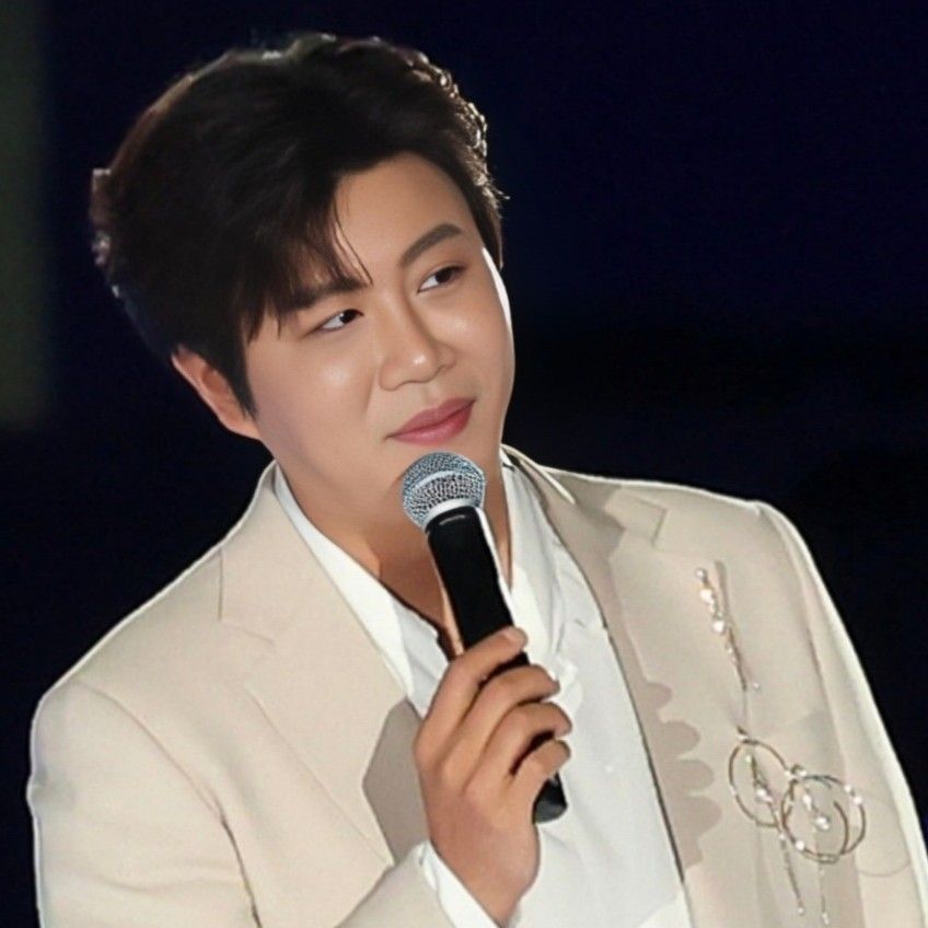 Latest photo of Jin Haesung