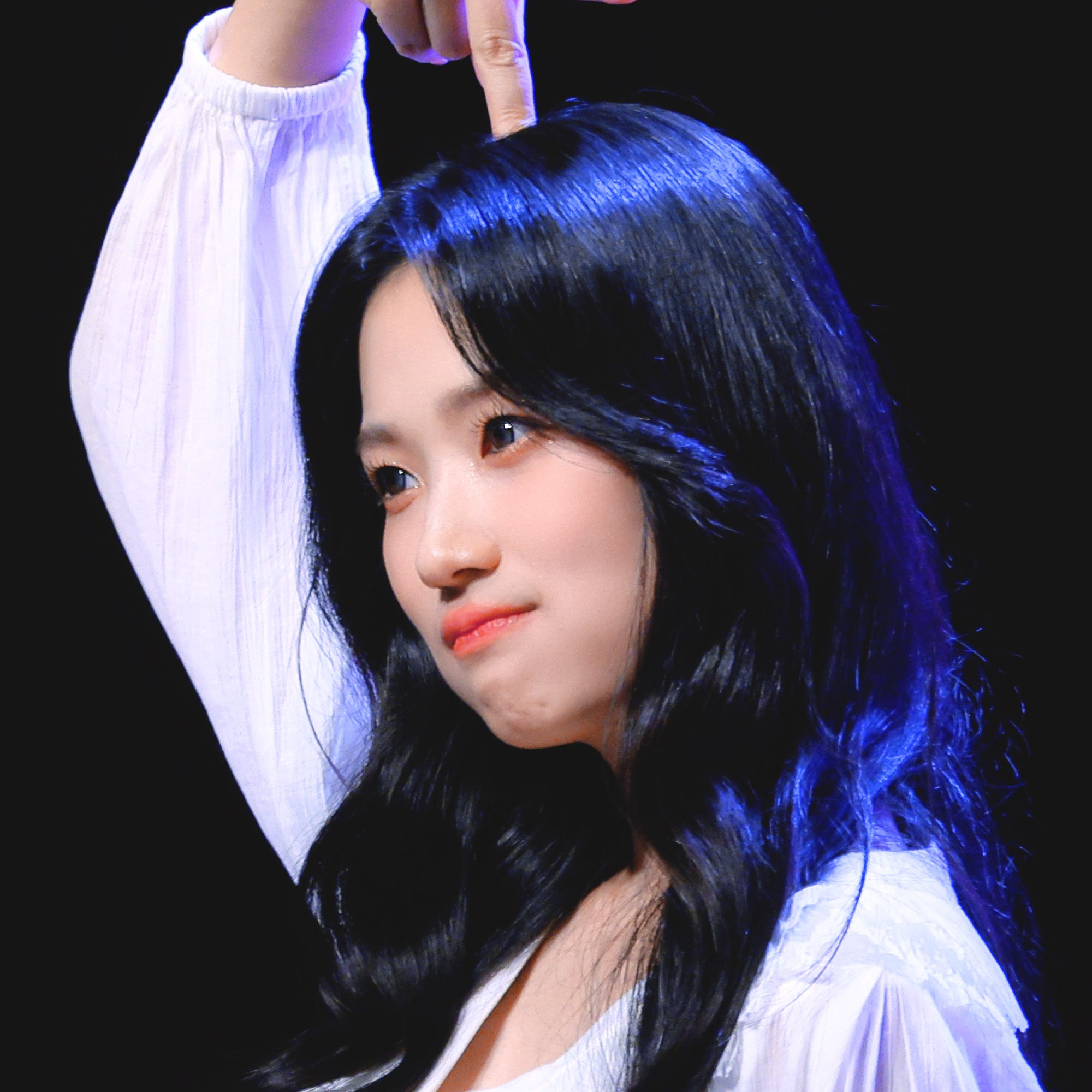 Behind-the-scenes cut of Kim Hyeyoon