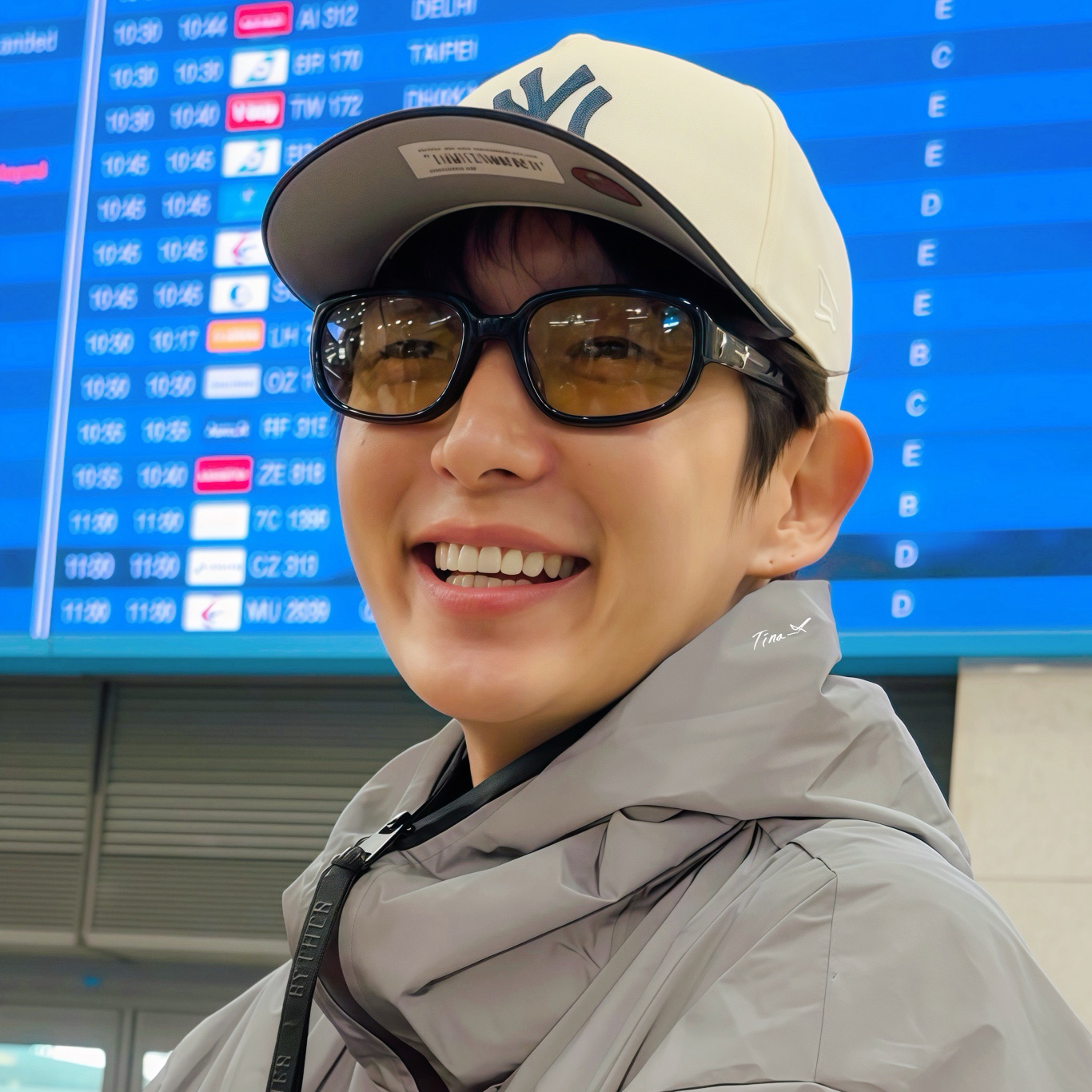 A moment captured by a fan of Lee Joongi