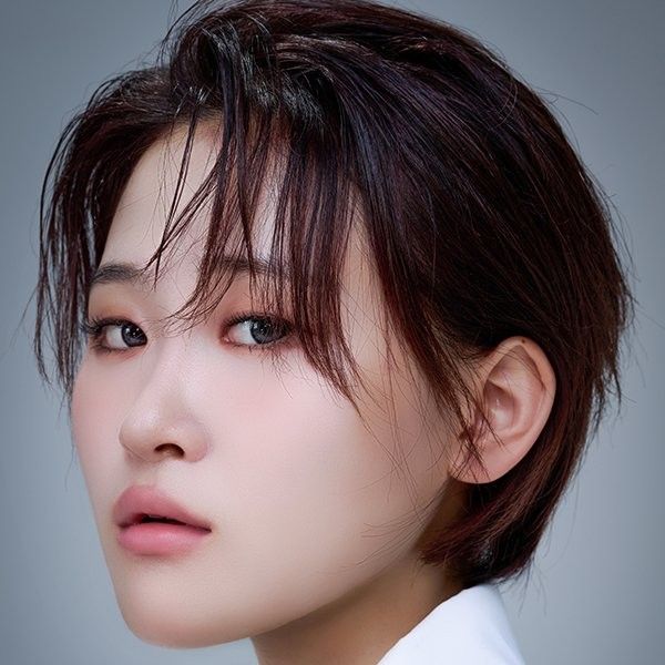 김다현 최근 활동샷