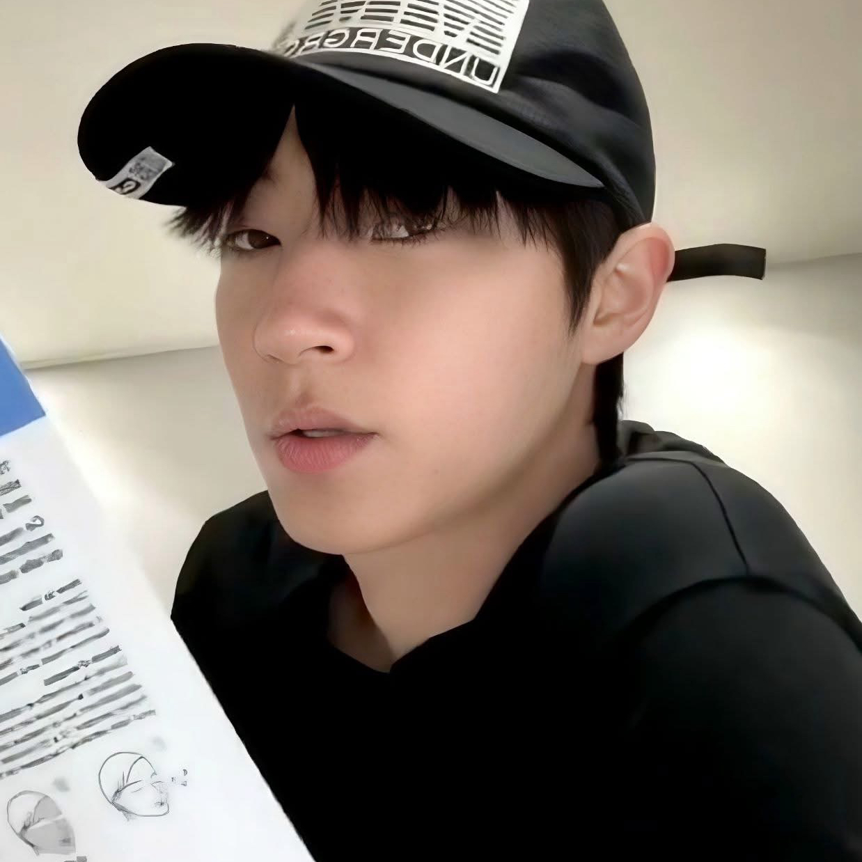 Foto terbaru dari Hwang Inyoup