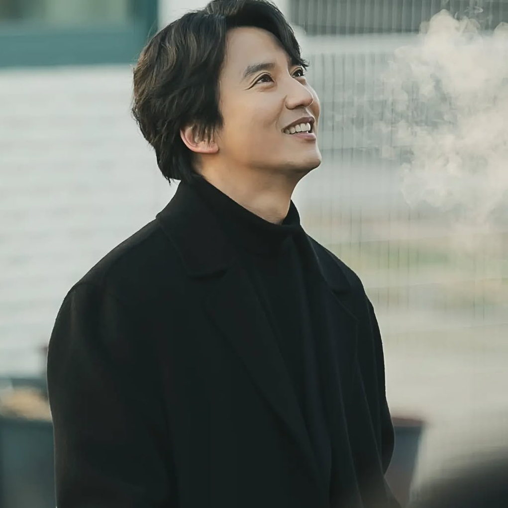 Recent activity shot of Kim Namgil