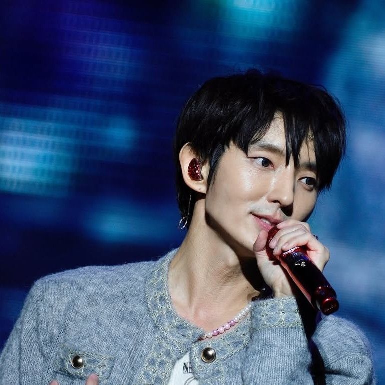 Recent activity shot of Lee Joongi