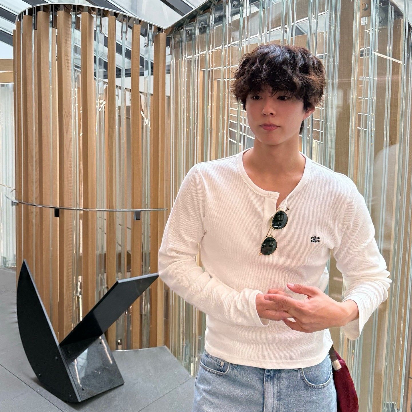 Behind-the-scenes cut of Park Bogum