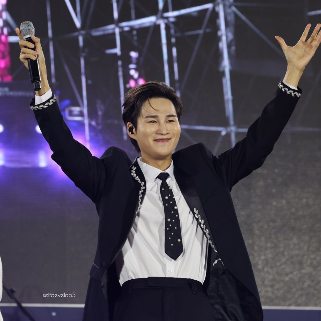 キム・ヒジェの最近の活動ショット