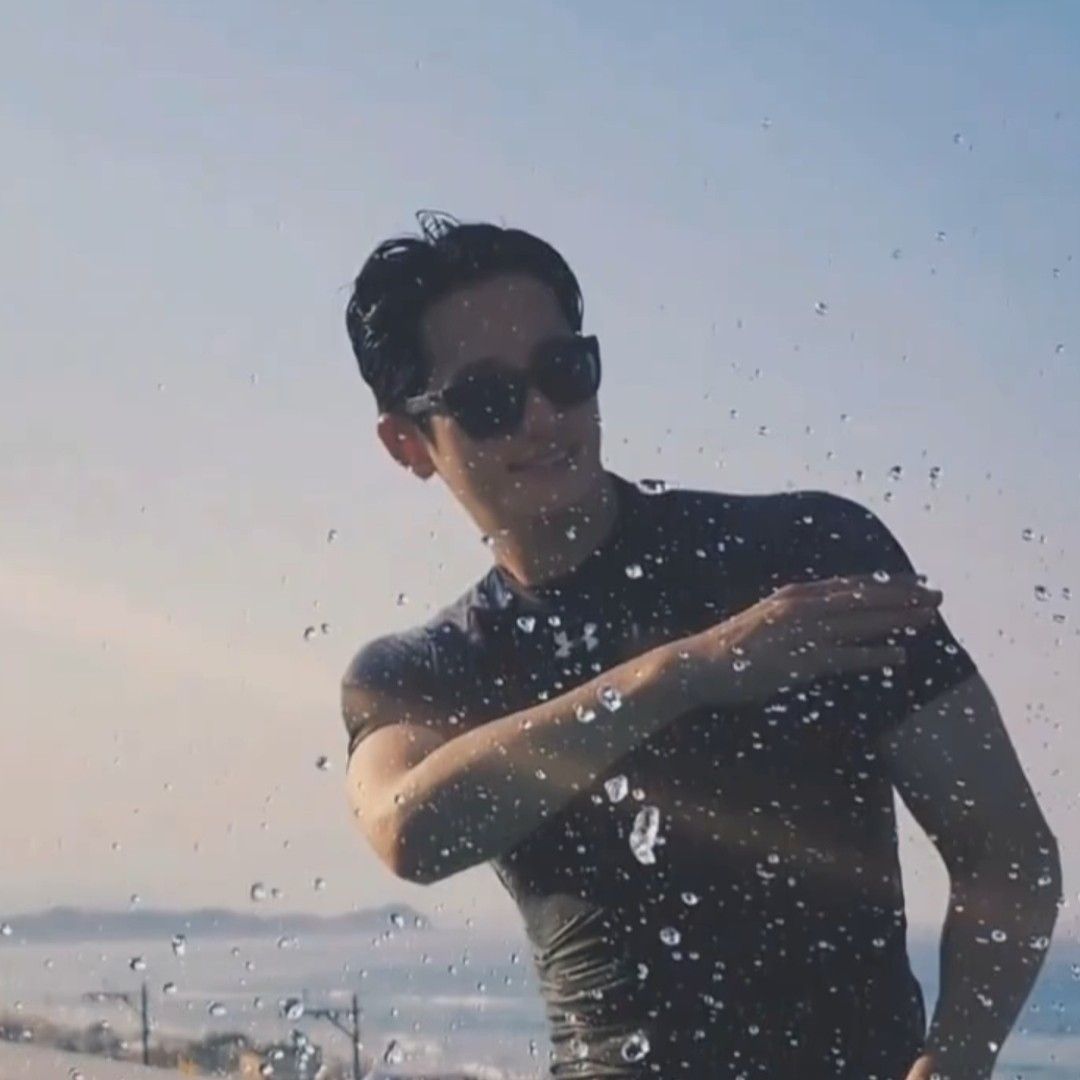 Latest photo of Park Sihoo