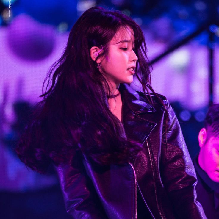 Behind-the-scenes cut of IU