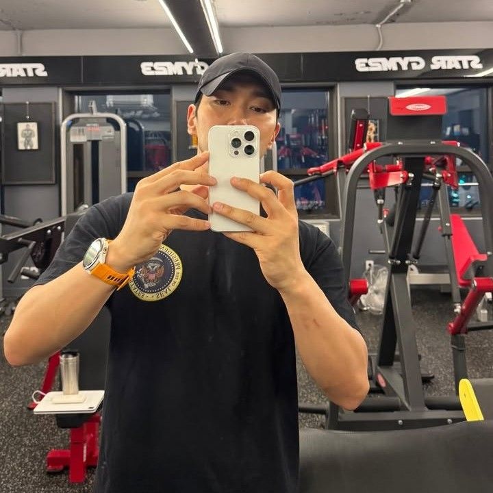 A moment captured by a fan of Choi Siwon