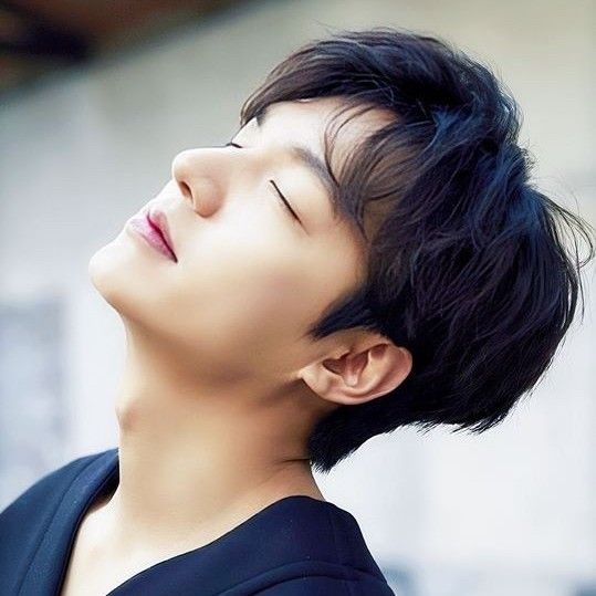 Latest photo of Lee Minho
