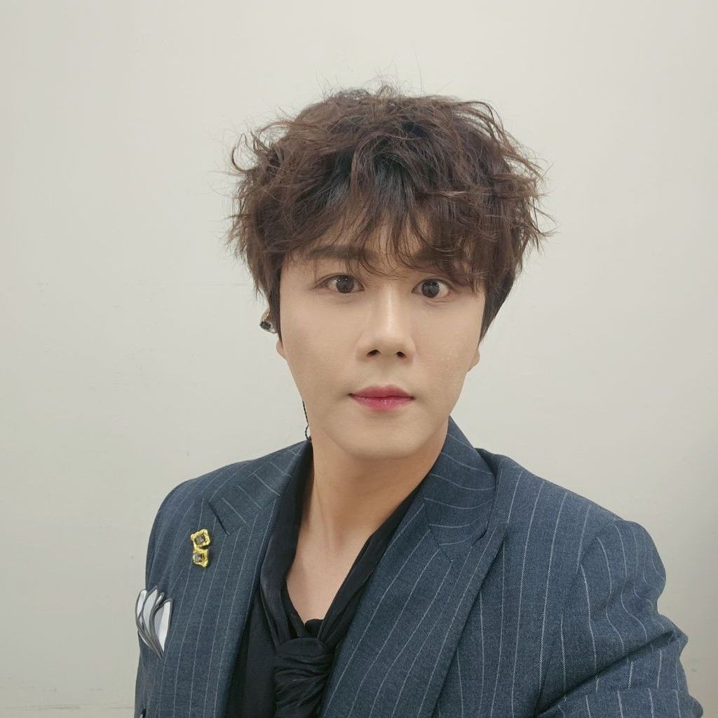 Behind-the-scenes cut of Jin Haesung
