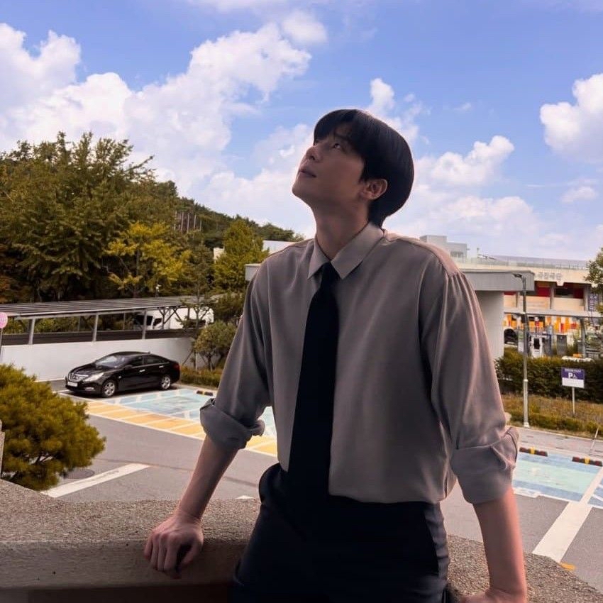 Latest photo of Park Seojoon