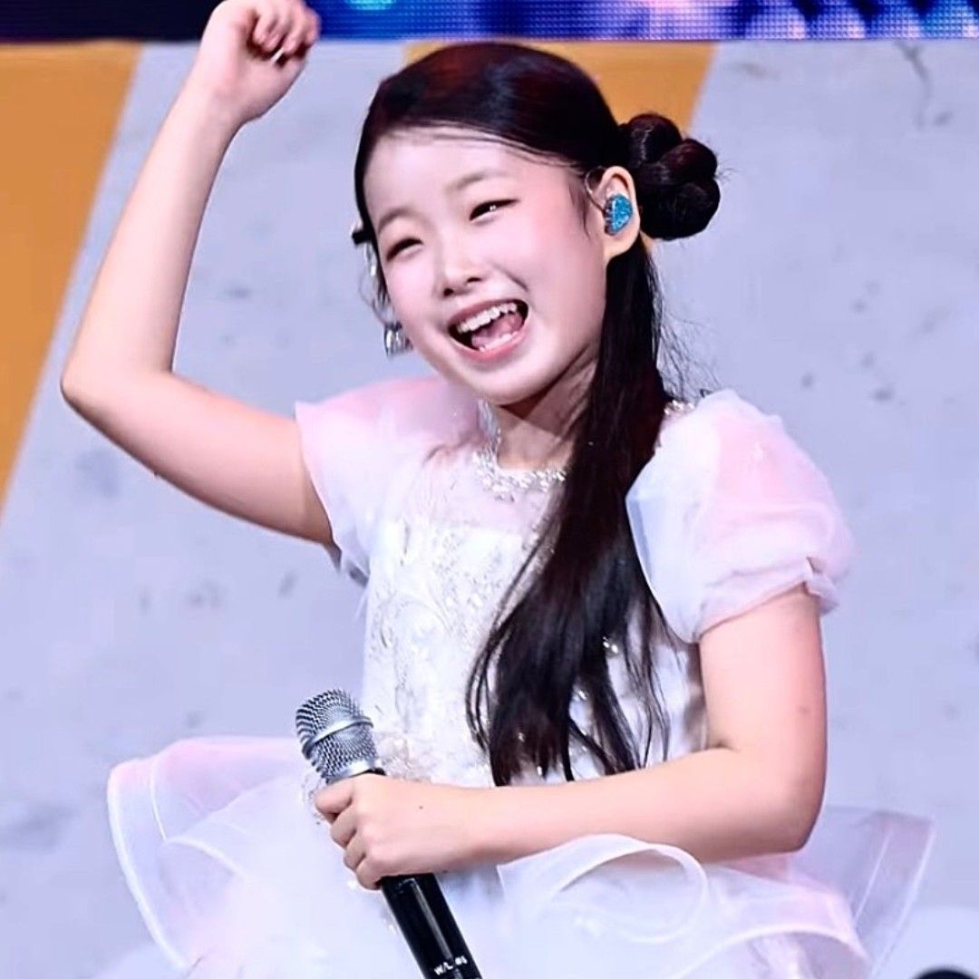 A moment captured by a fan of Lee Sooyeon