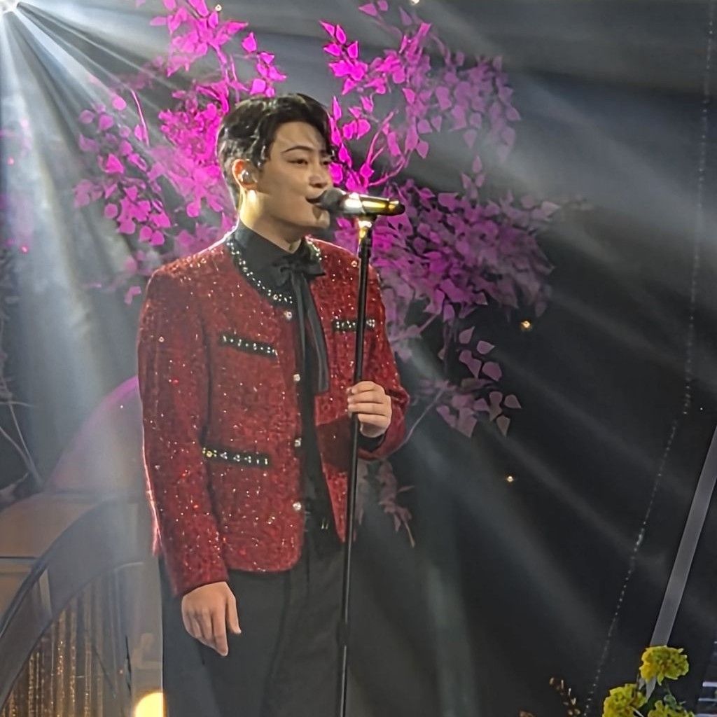 Behind-the-scenes cut of Kim Kyungmin