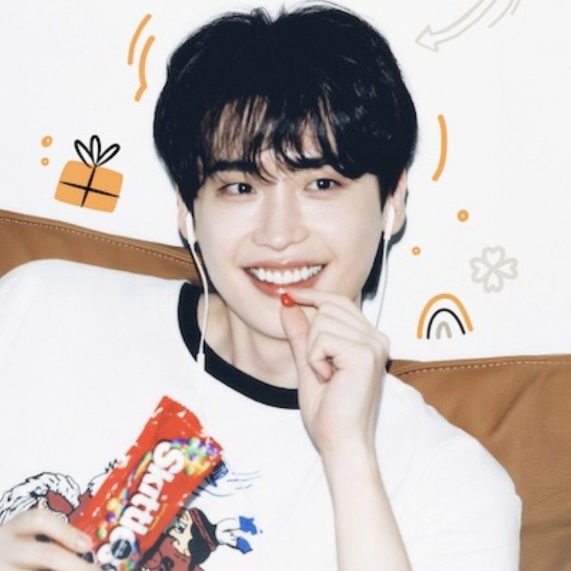 Latest photo of Lee Jongsuk