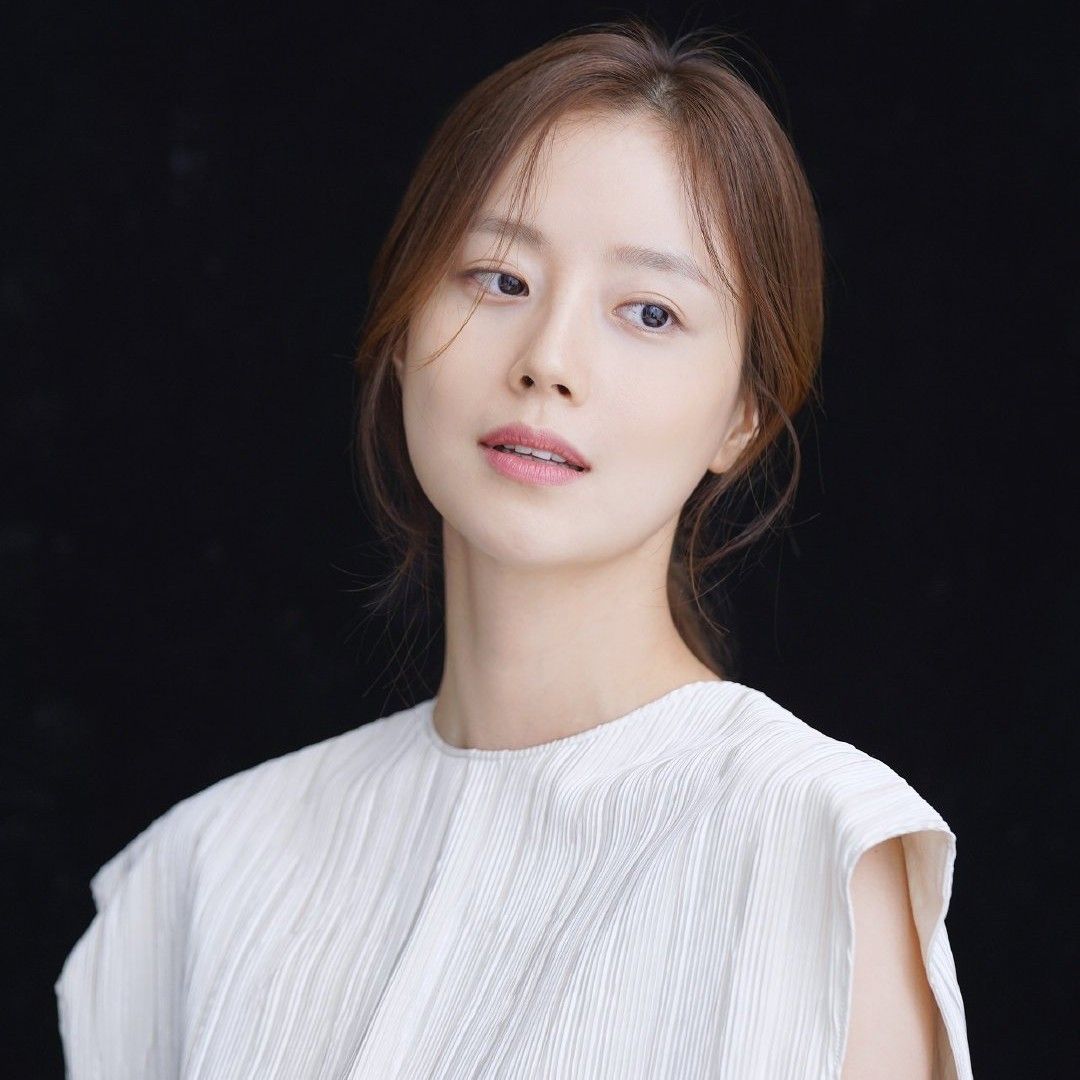 Behind-the-scenes cut of Moon Chaewon