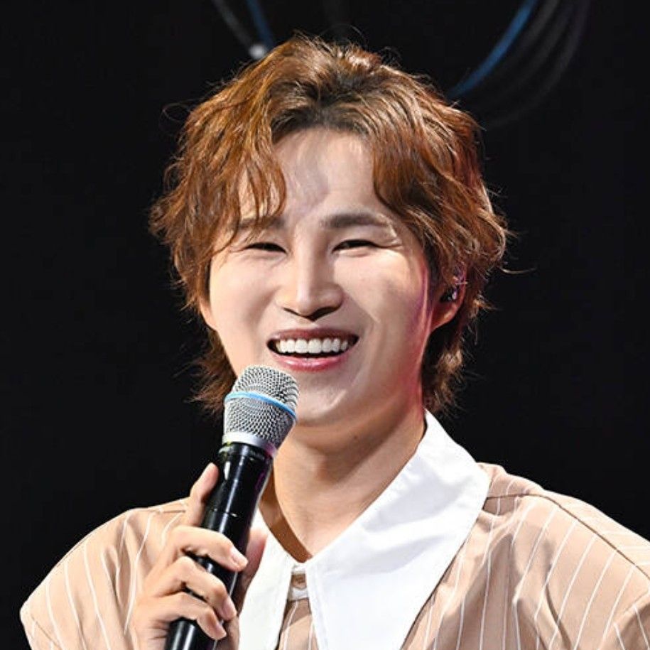 Momen yang diabadikan oleh penggemar Kim Heejae