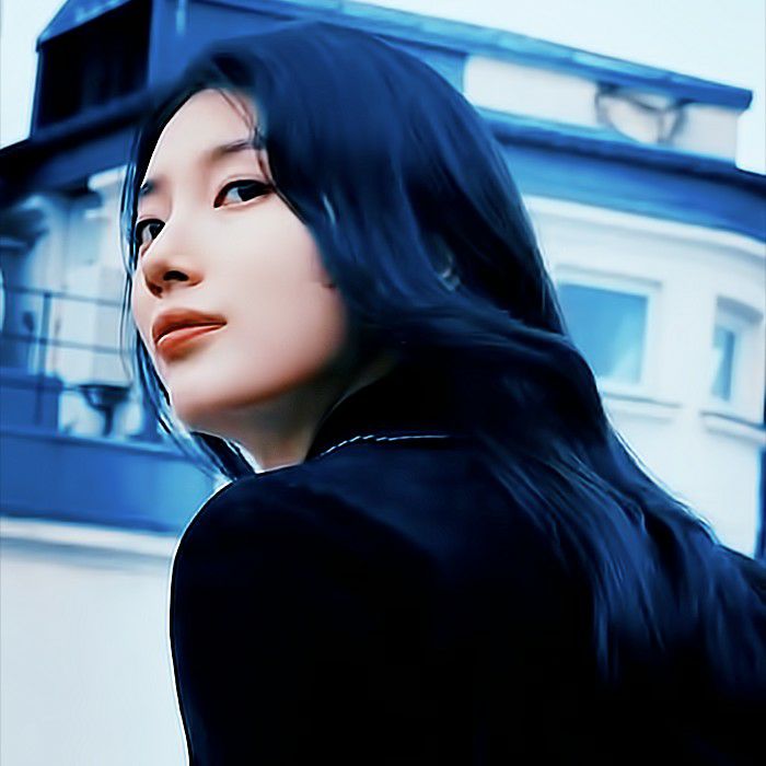 Latest photo of Bae Suzy