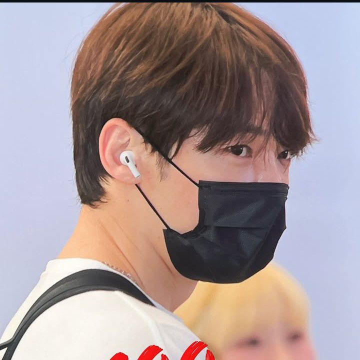 Behind-the-scenes cut of Choi Jinhyuk