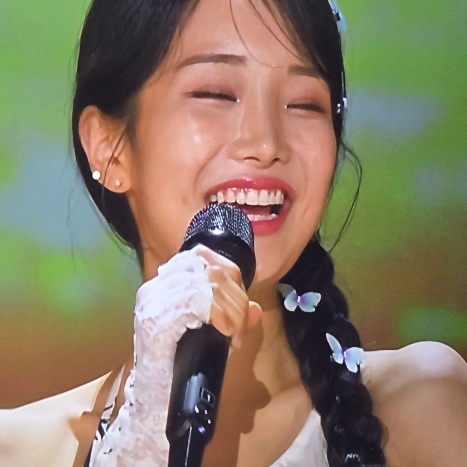 A moment captured by a fan of Kim Soyeon (2004)
