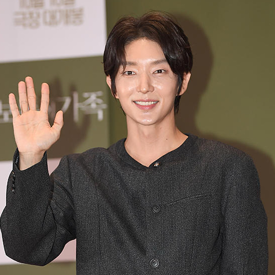 Recent activity shot of Lee Joongi