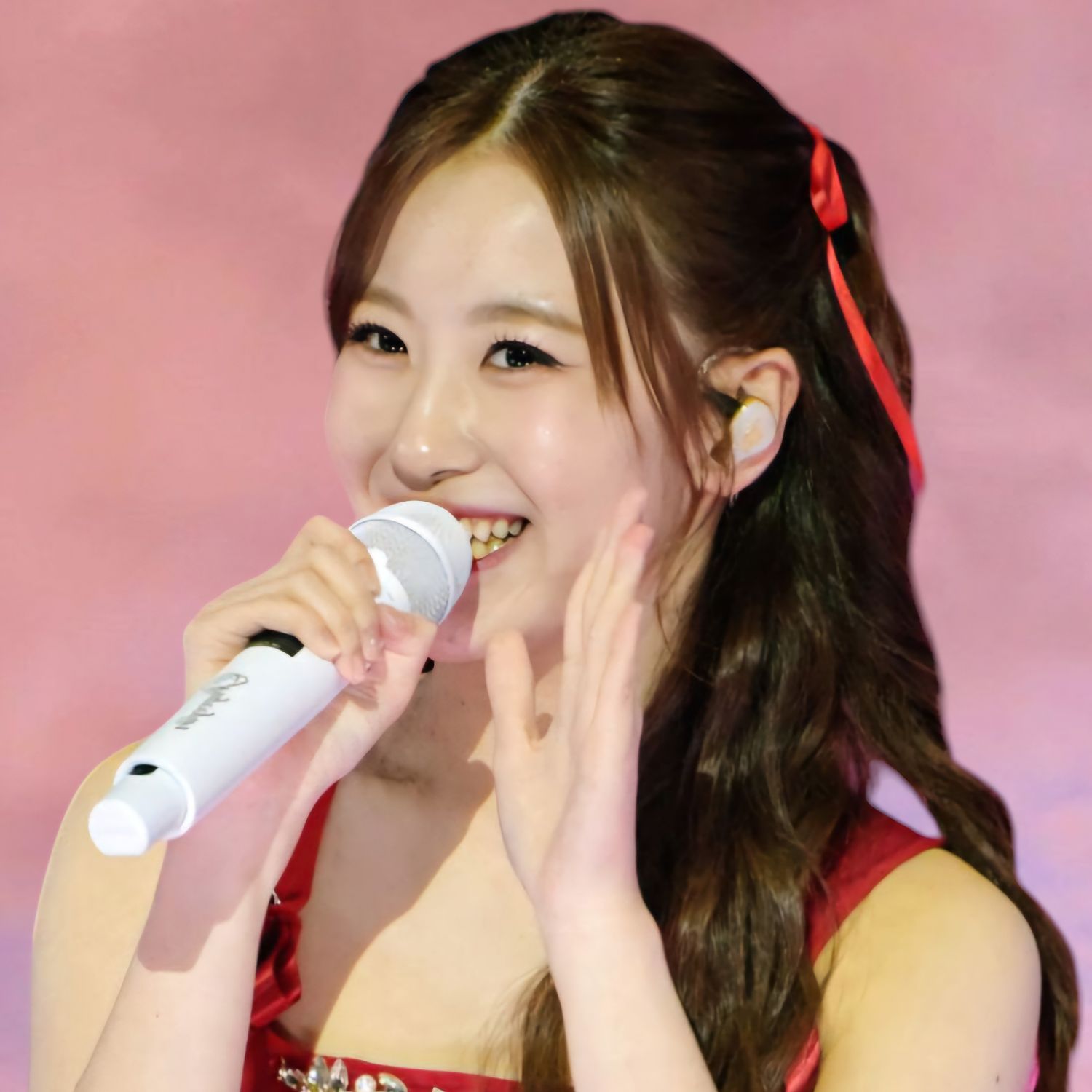 Latest photo of Oh Yujin