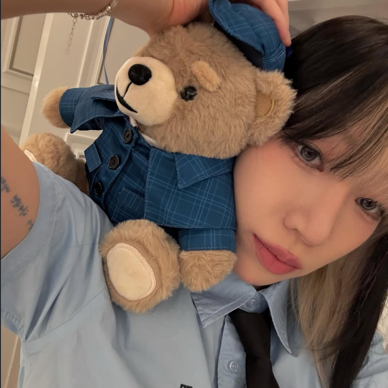 Behind-the-scenes cut of BADA