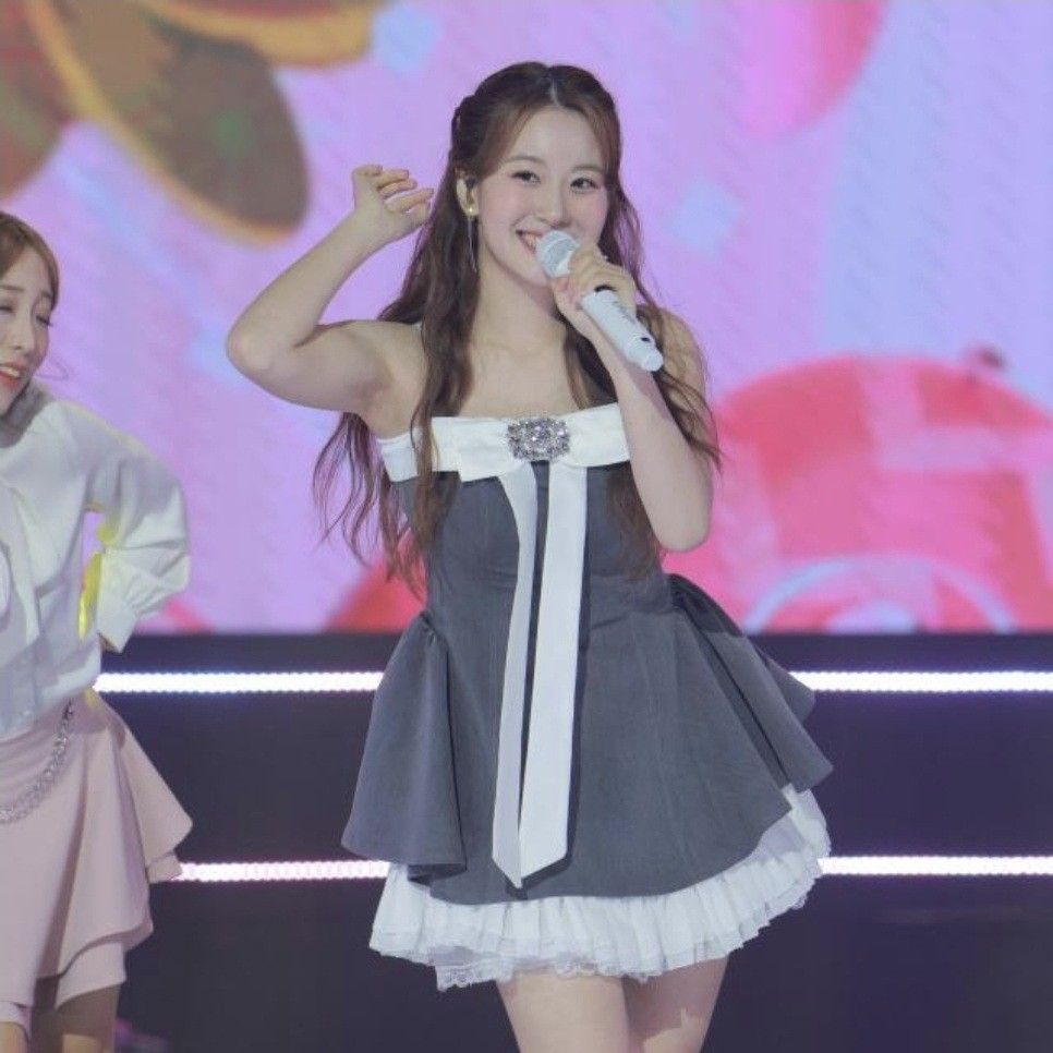 Latest photo of Oh Yujin