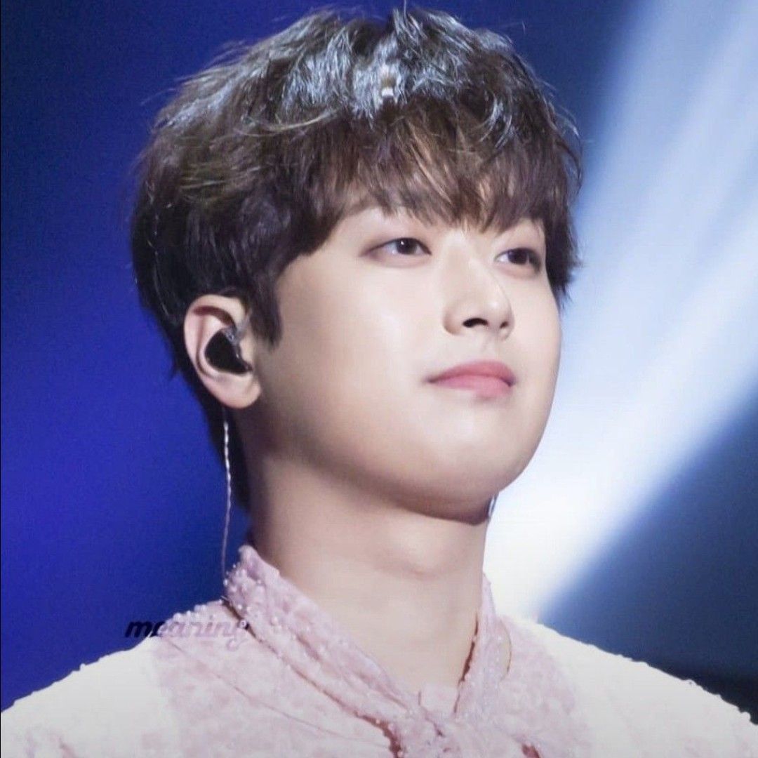 Foto terbaru dari Lee Chanwon