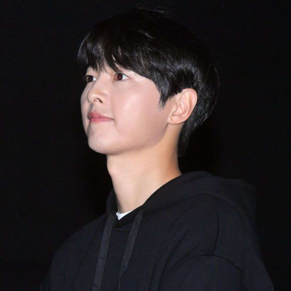Latest photo of Song Joongki