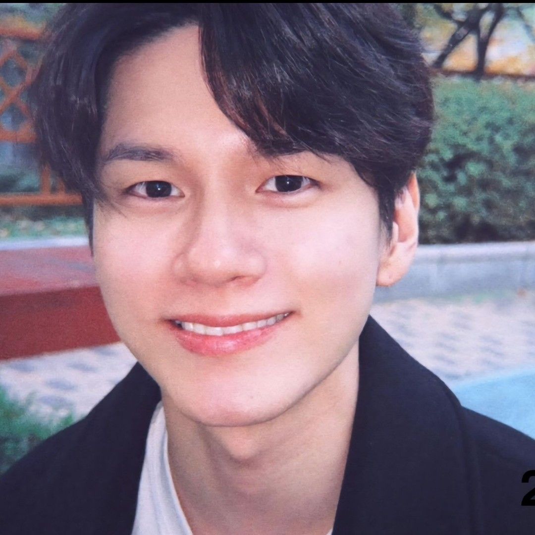 Foto terbaru dari Ong Seongwu