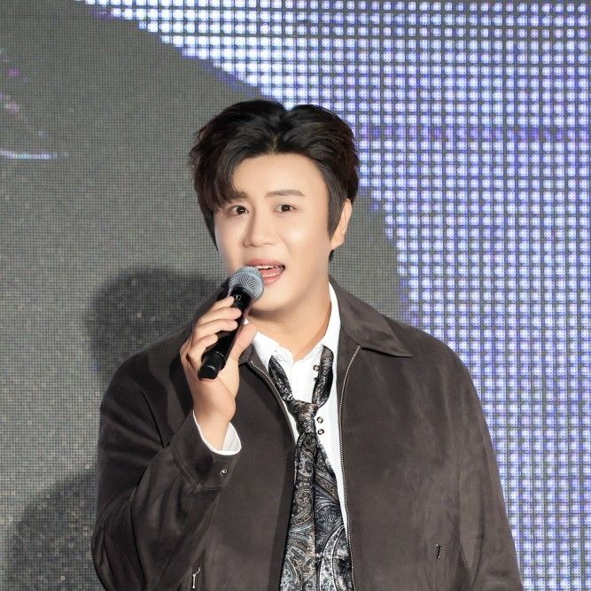 Latest photo of Jin Haesung