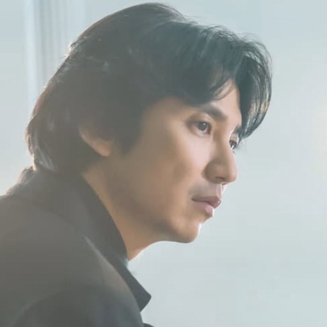 Behind-the-scenes cut of Kim Namgil