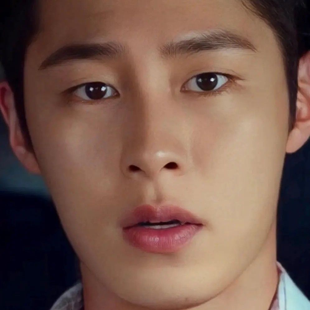 Recent activity shot of Lee Jaewook