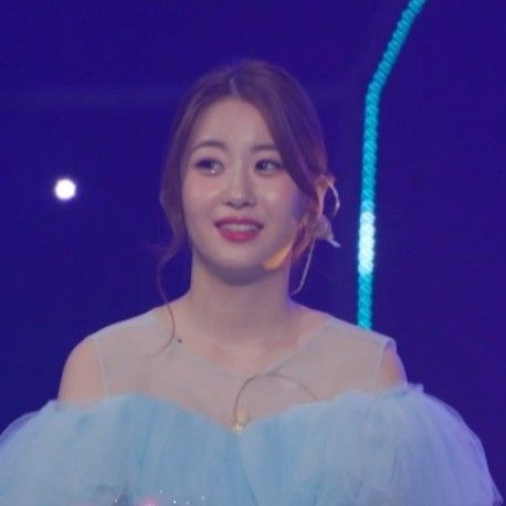 Behind-the-scenes cut of Oh Yujin