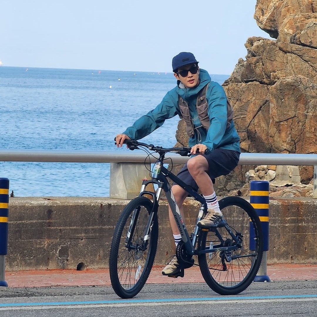 Recent activity shot of Choi Wooshik