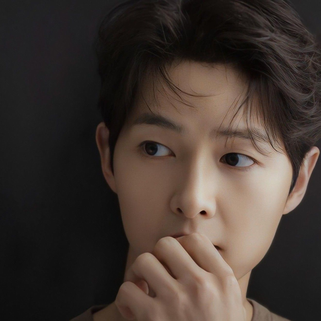 Behind-the-scenes cut of Song Joongki