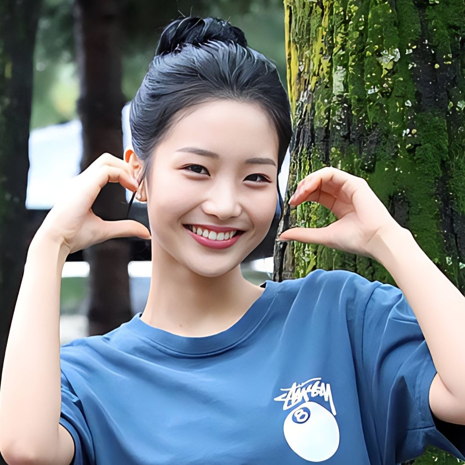 Behind-the-scenes cut of Kim Soyeon (2004)