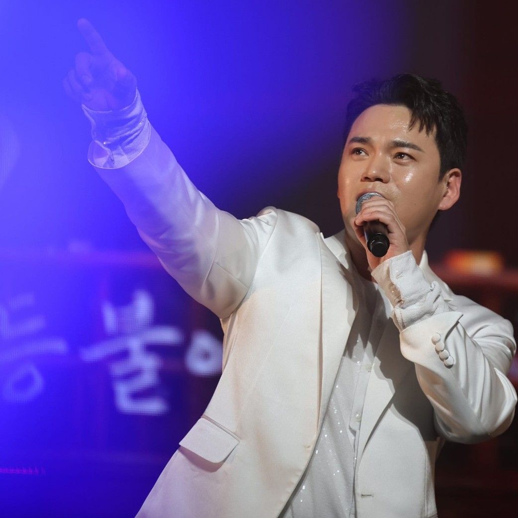 Recent activity shot of Lee Jung